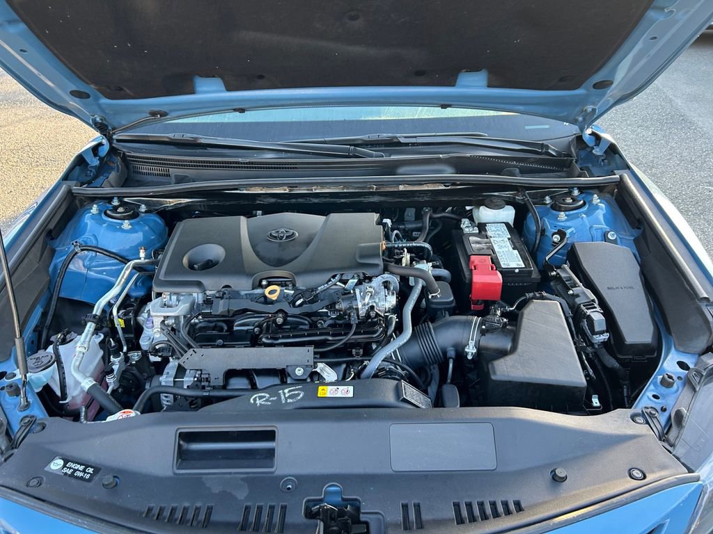 Used 2024 Toyota Camry SE w/ Cold Weather Package FWD image 29