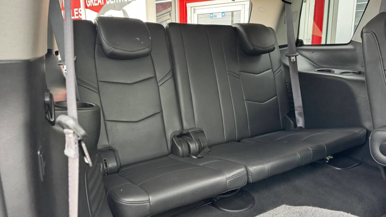 Used 2016 Cadillac Escalade Luxury image 20