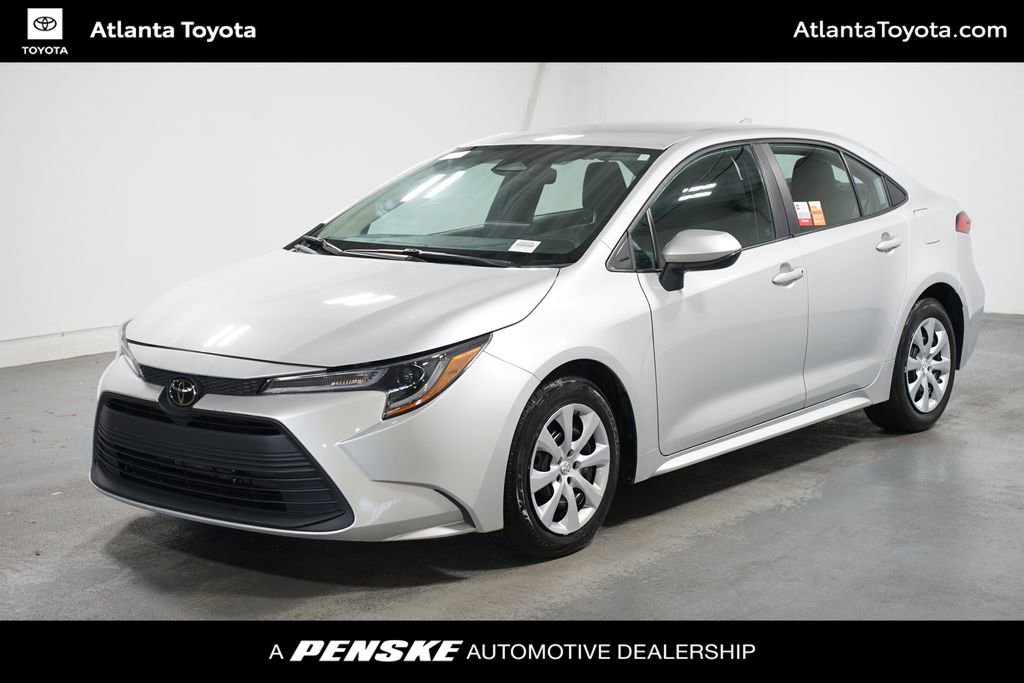 Certified 2023 Toyota Corolla LE image 1