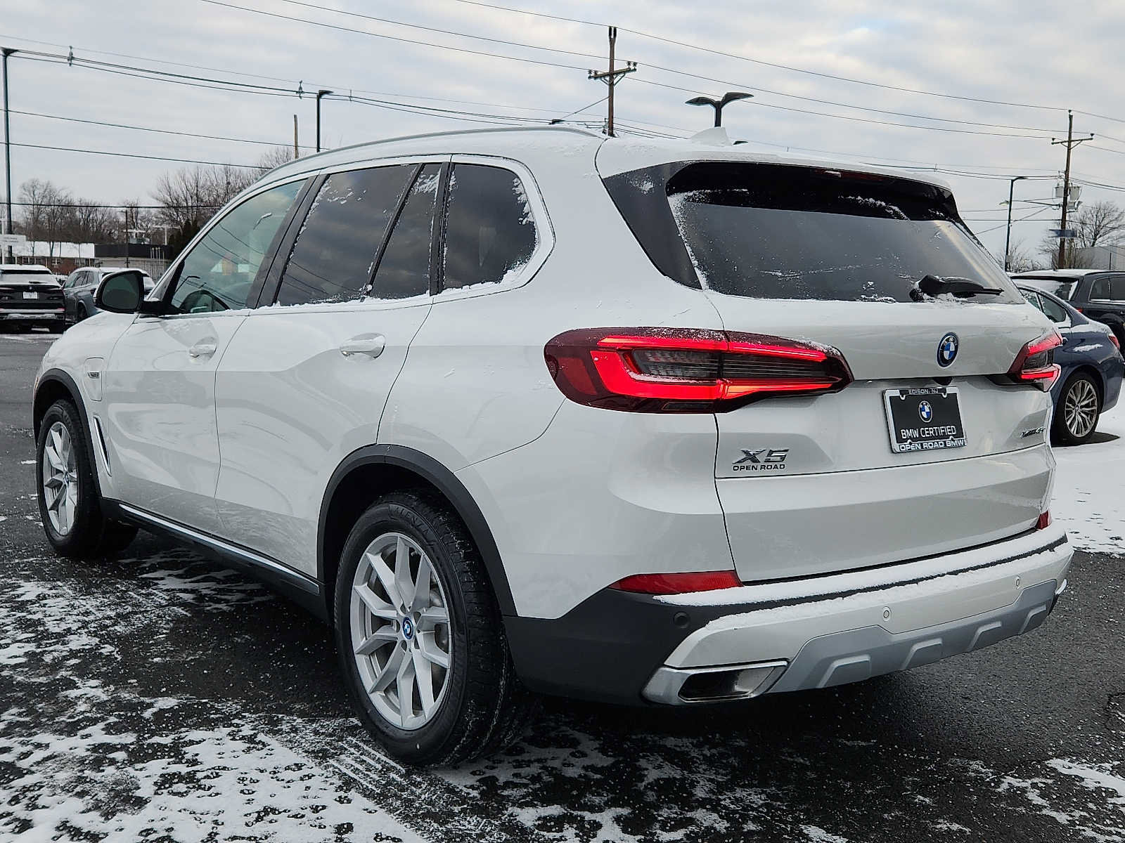 Certified 2022 BMW X5 xDrive45e image 4