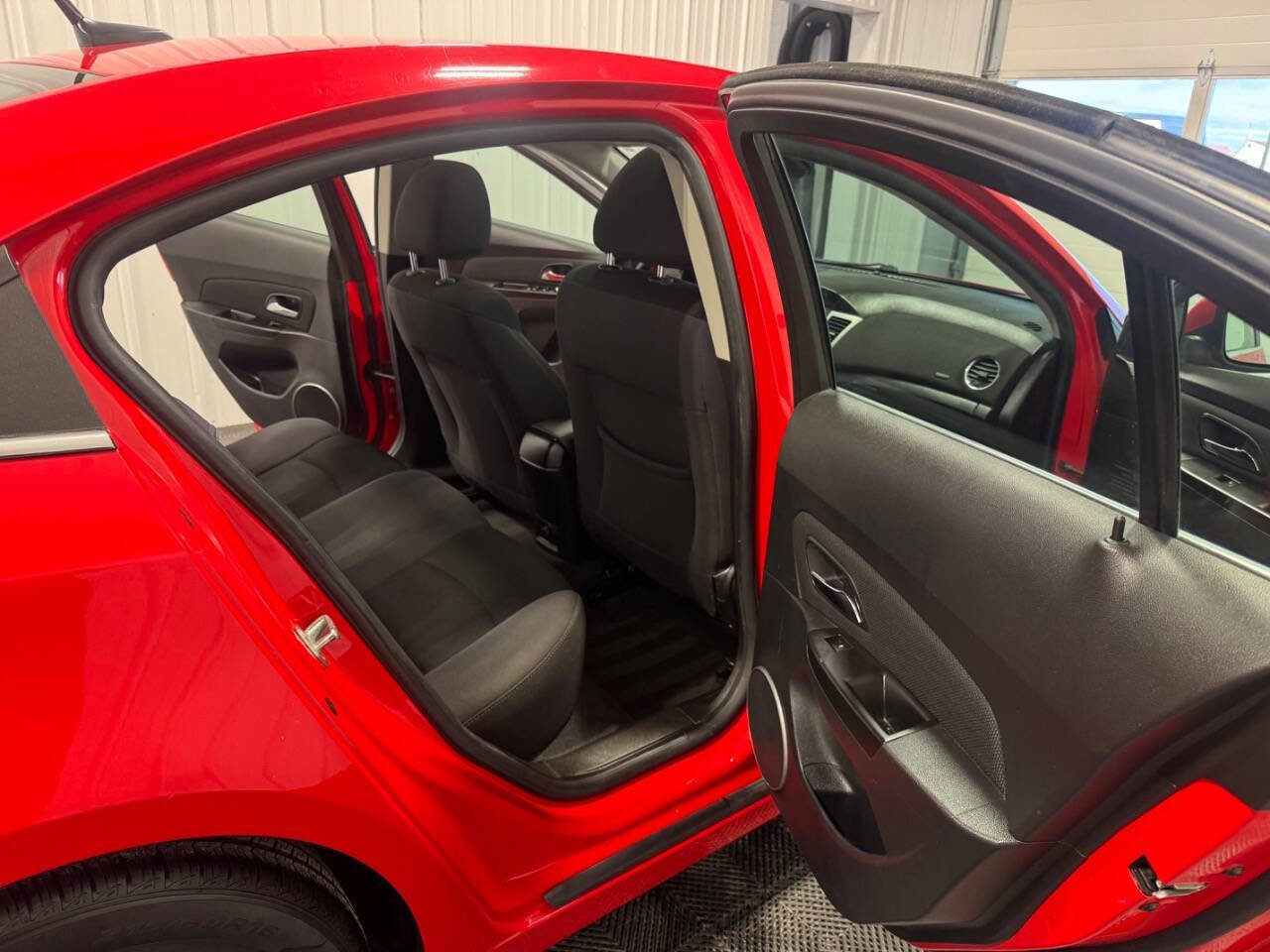 Used 2014 Chevrolet Cruze LT w/ All-Star Edition FWD image 19