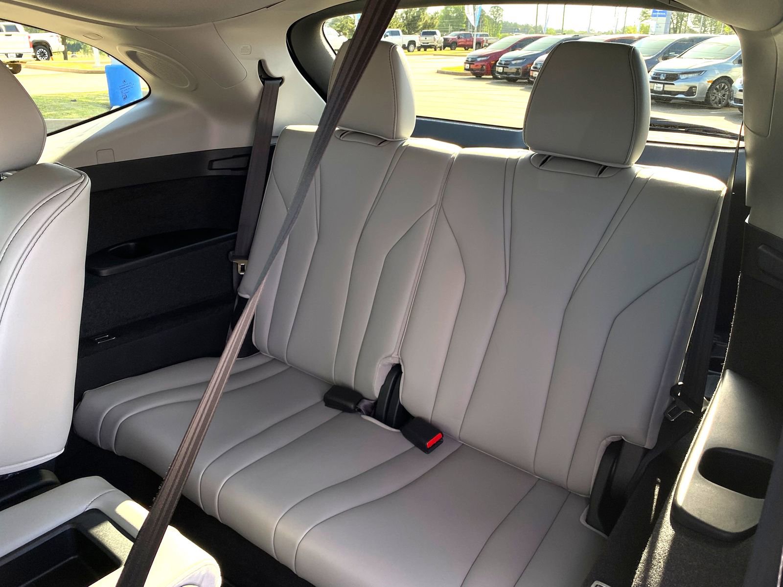 Used 2026 Acura MDX w/ Technology Package image 32