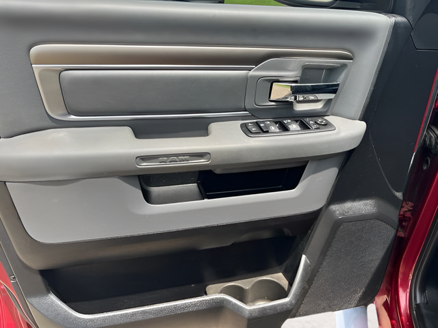 Used 2014 RAM 1500 Lone Star AWD/4WD image 12