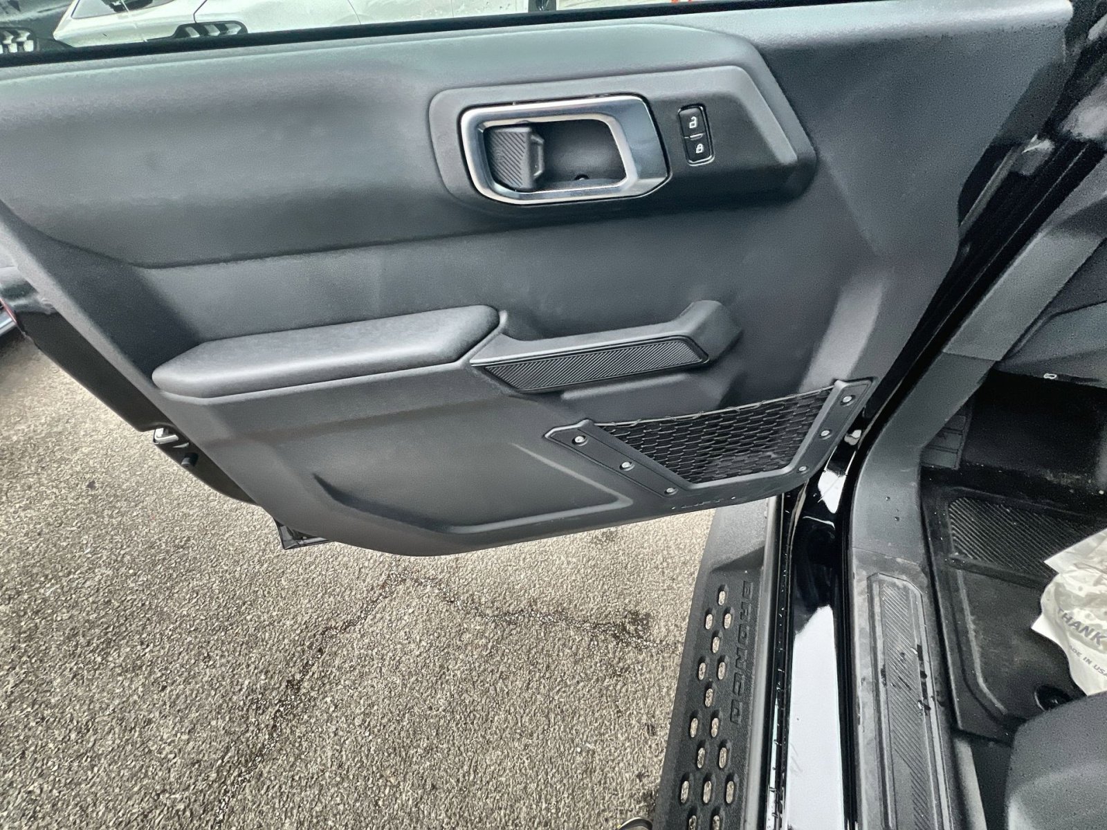 New 2025 Ford Bronco Badlands image 15