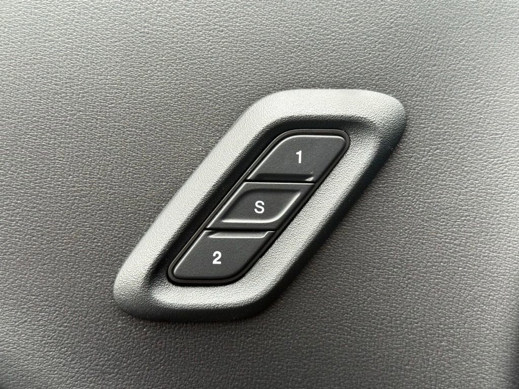 Used 2023 Dodge Challenger SRT Hellcat image 17