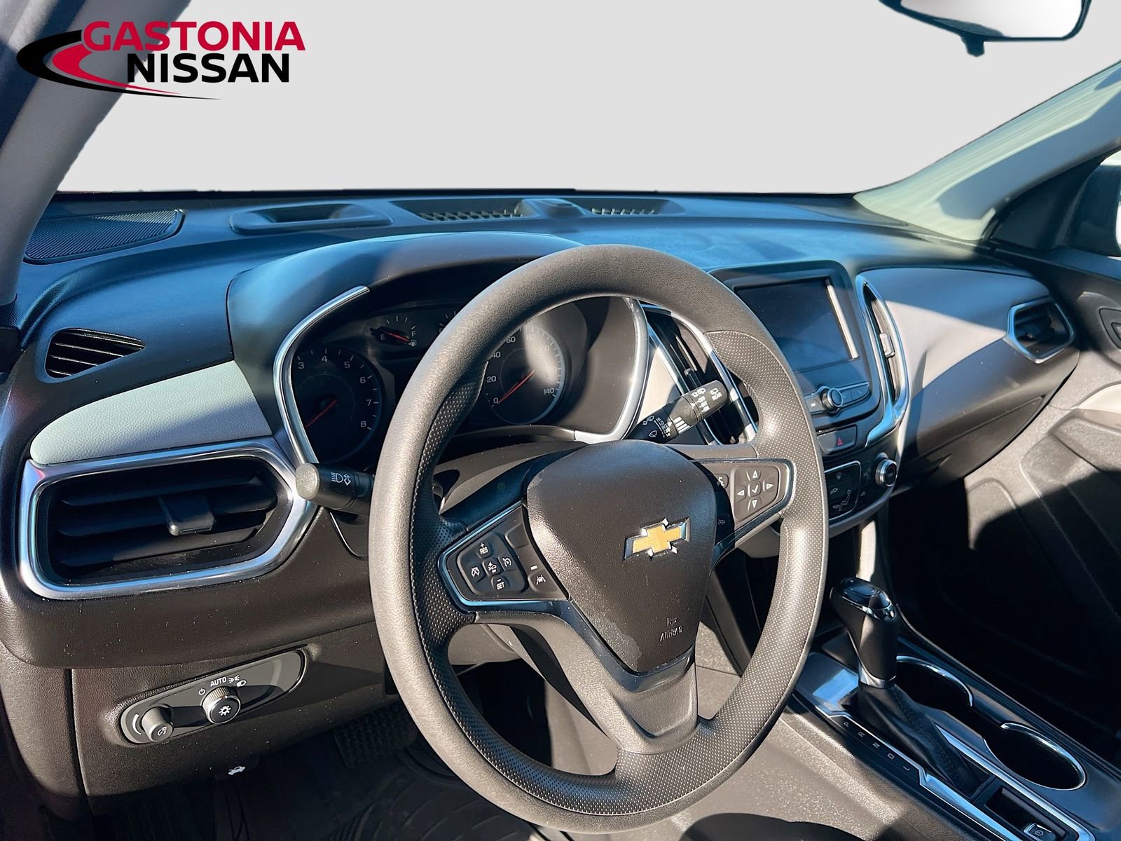 Used 2020 Chevrolet Equinox LS w/ LS Convenience Package image 11