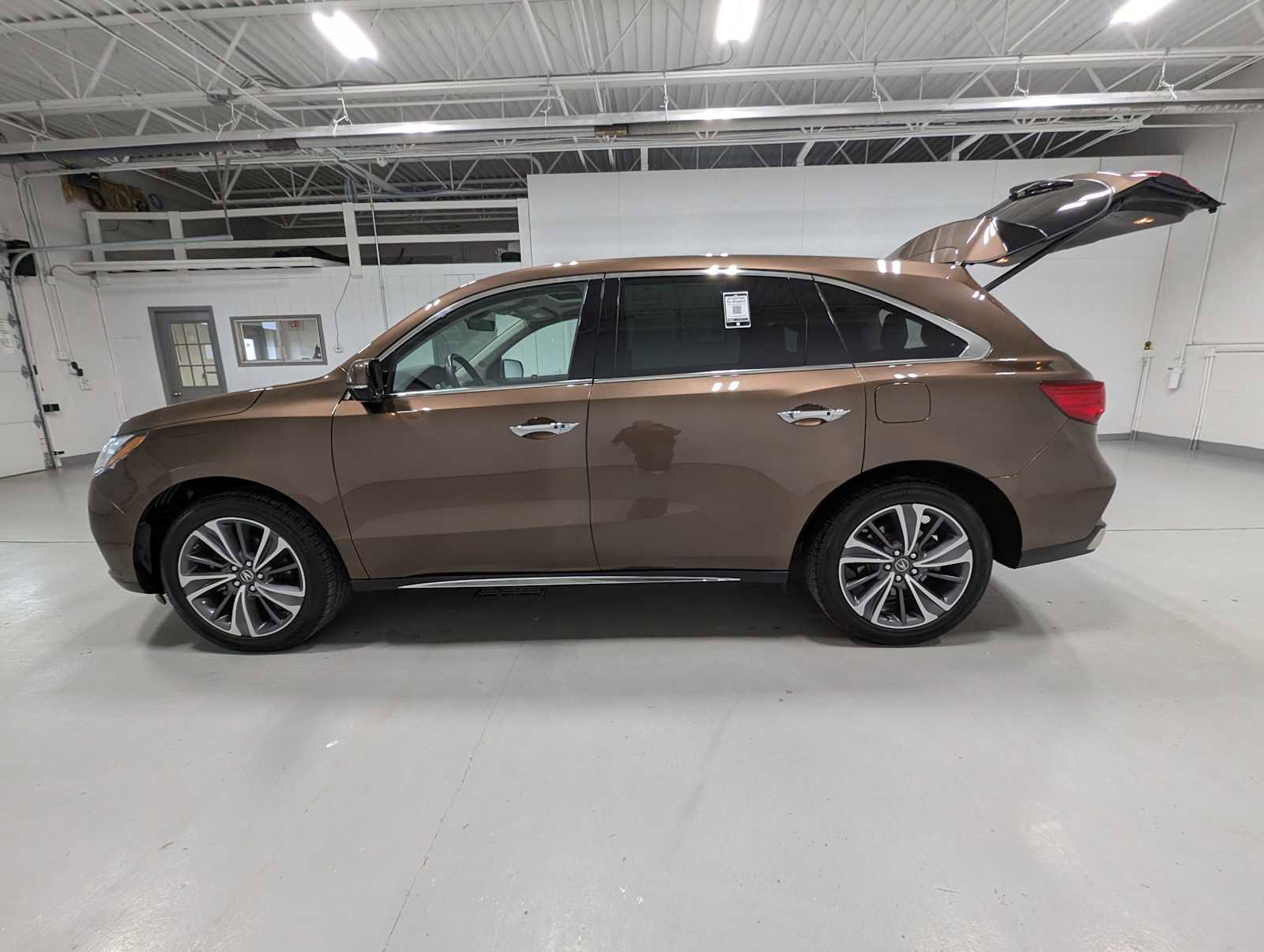Used 2019 Acura MDX w/Technology Pkg image 12