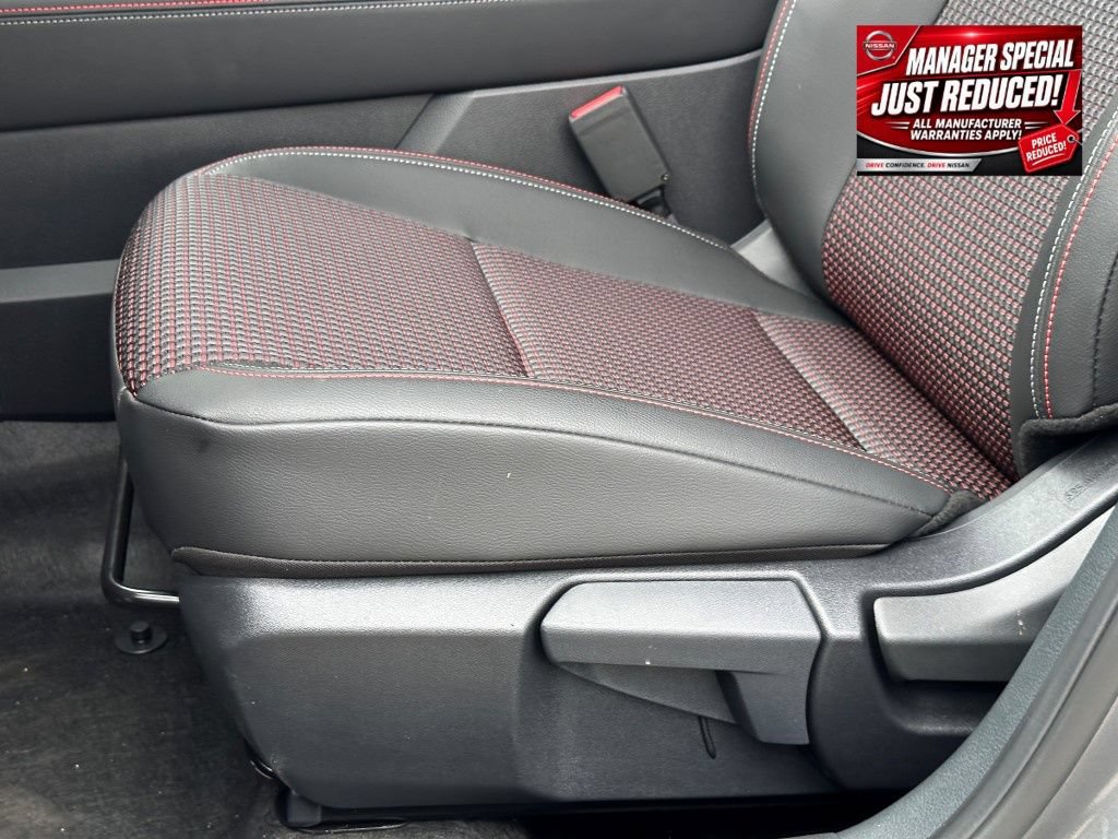 New 2025 Nissan Kicks SR w/ Interior Electronics Package AWD/4WD image 14