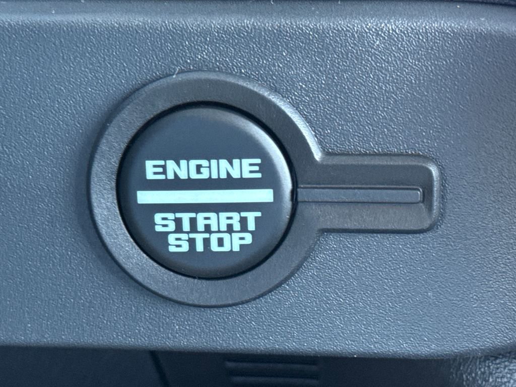 New 2026 Ford Bronco Badlands AWD/4WD image 24