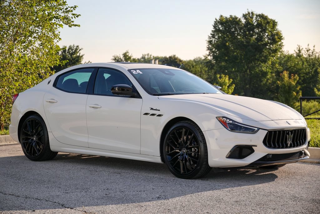Used 2024 Maserati Ghibli Modena Ultima Q4 AWD/4WD image 28