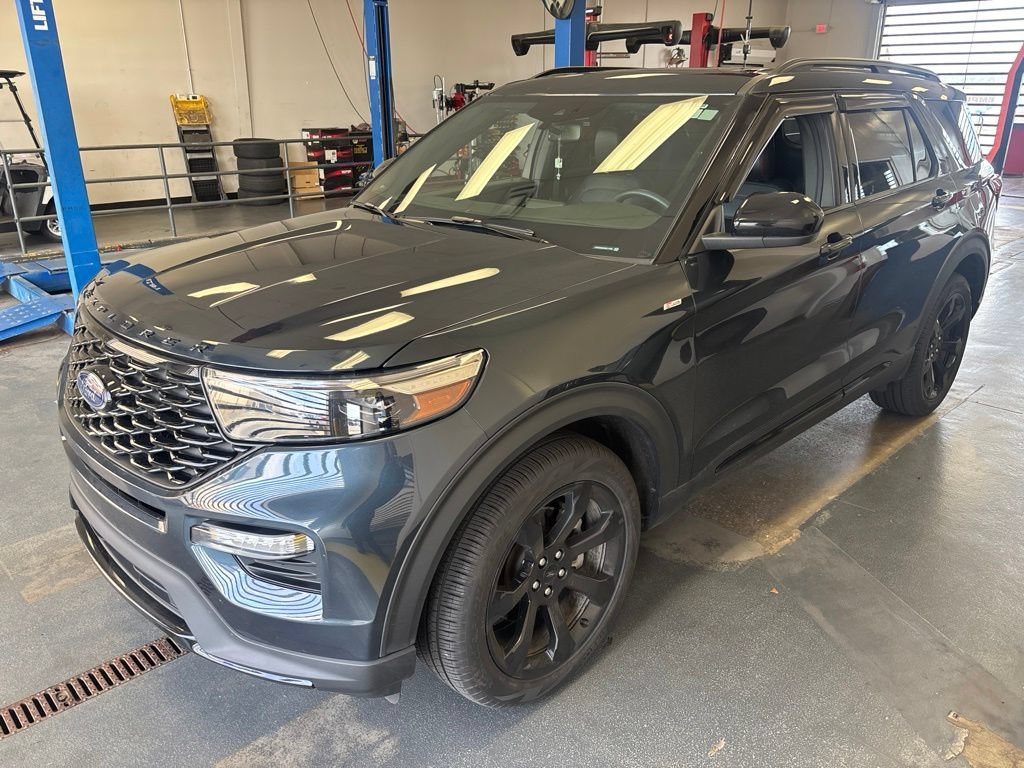 Used 2022 Ford Explorer ST-Line w/ Class IV Trailer Tow Package AWD/4WD image 2