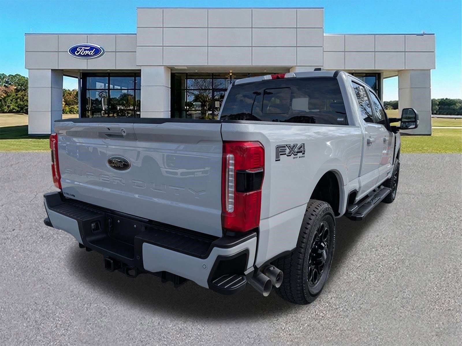 Certified 2026 Ford F250 Lariat w/ Black Appearance Package image 4
