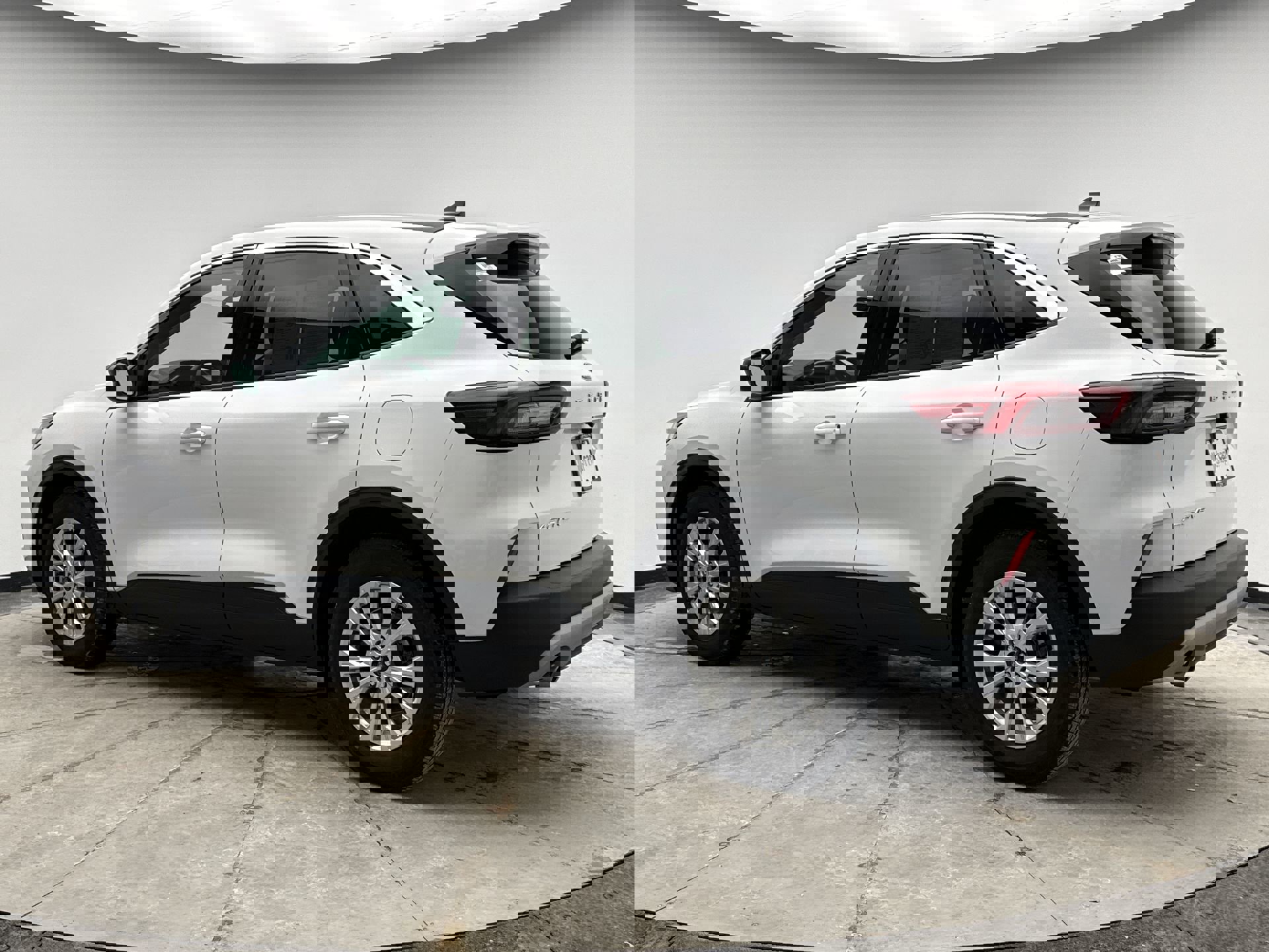 Used 2023 Ford Escape Active image 3