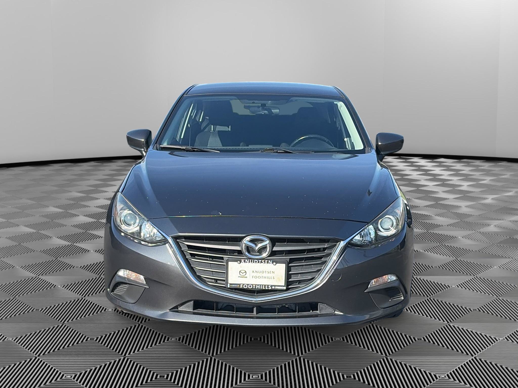 Used 2014 MAZDA MAZDA3 i Touring FWD image 2