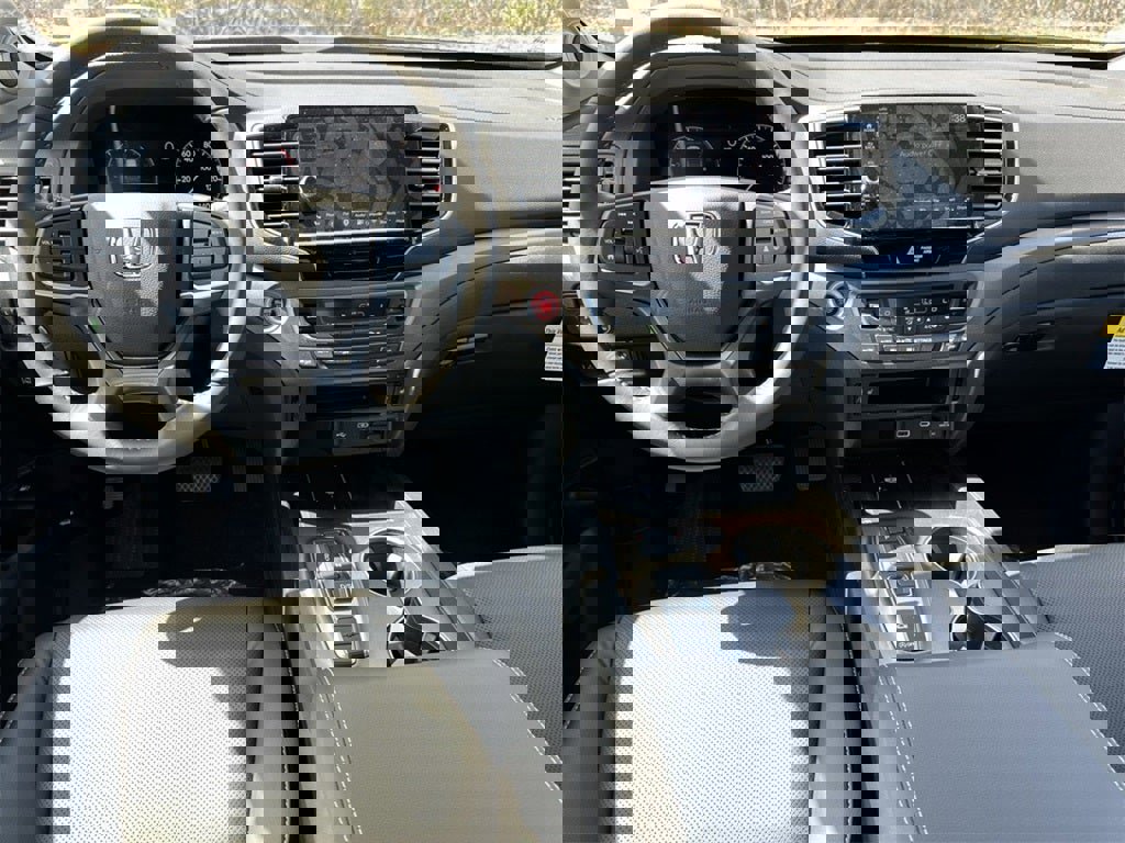 New 2025 Honda Ridgeline RTL+ image 4