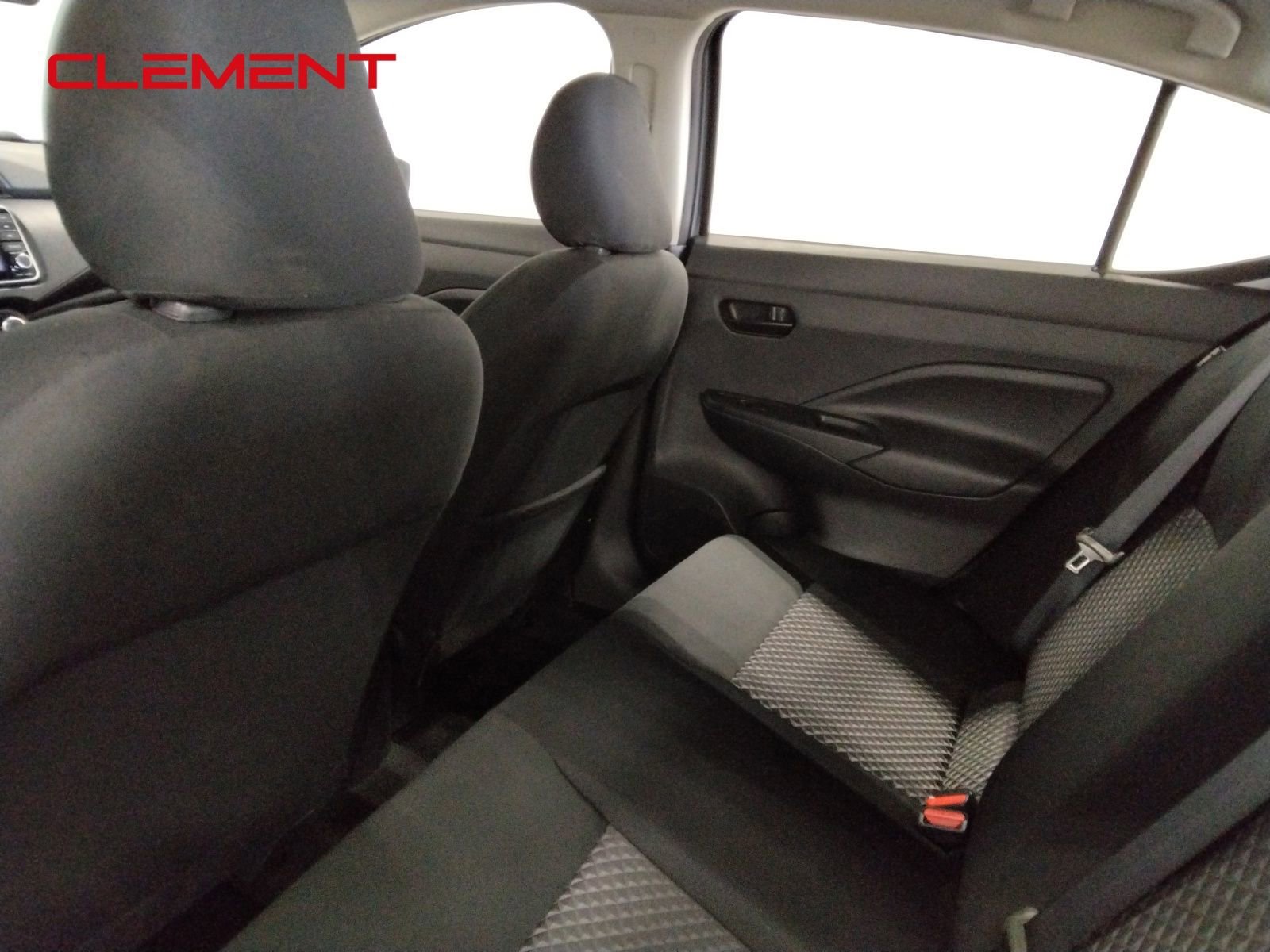 Used 2024 Nissan Versa S w/ Trunk Package image 31