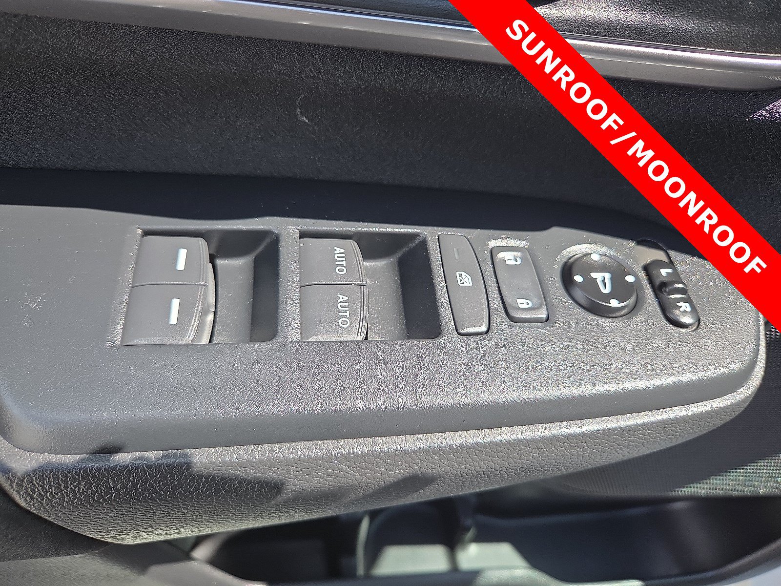 Used 2020 Honda CR-V EX image 15