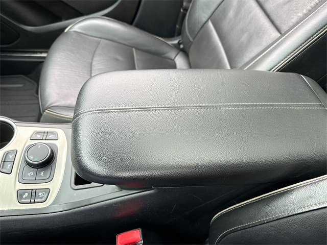 Used 2018 GMC Terrain Denali w/ Advanced Safety Package image 21