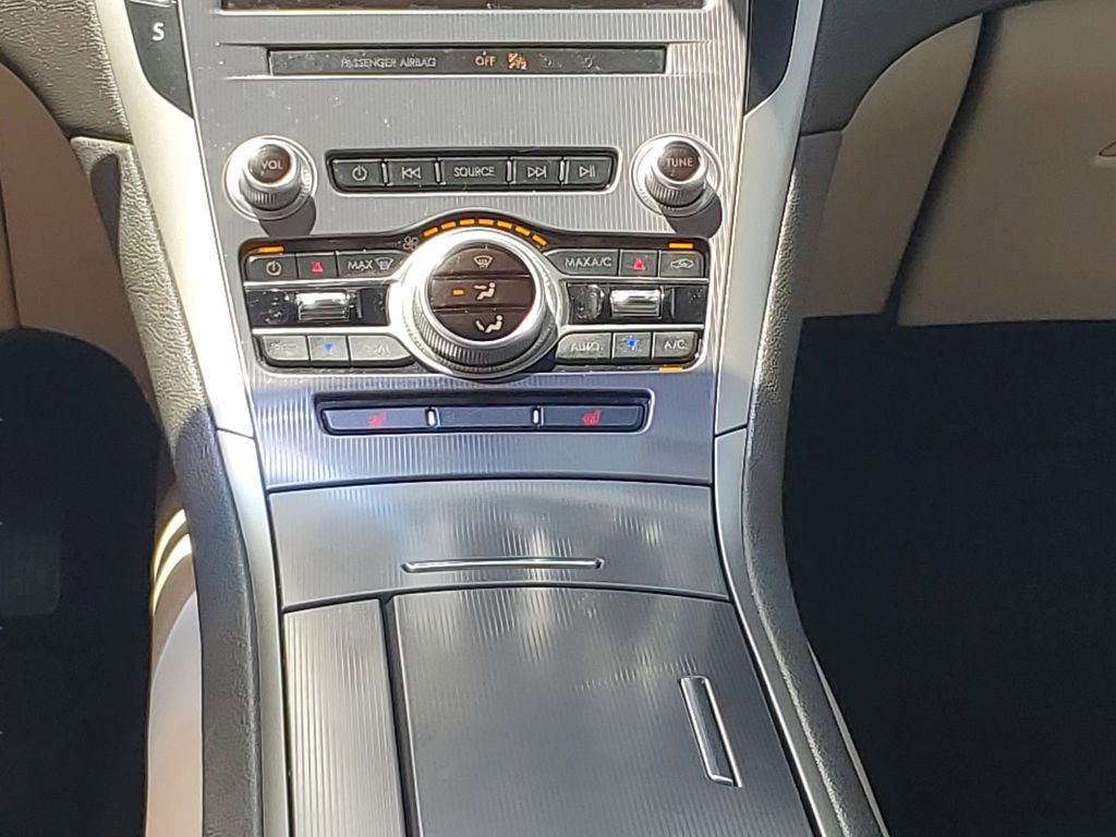 Used 2019 Lincoln MKZ Reserve image 23