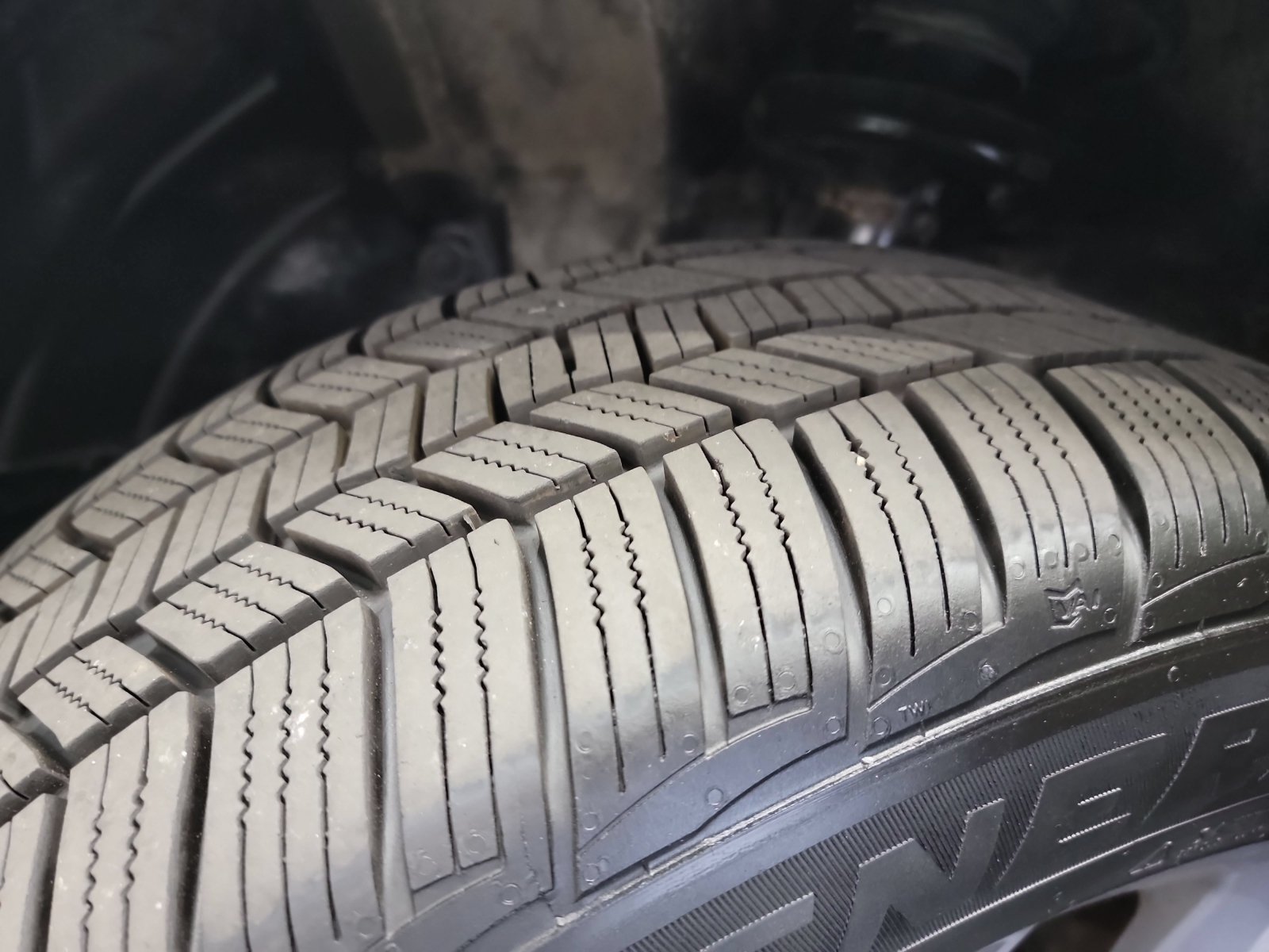 Used 2020 Honda CR-V Touring image 31