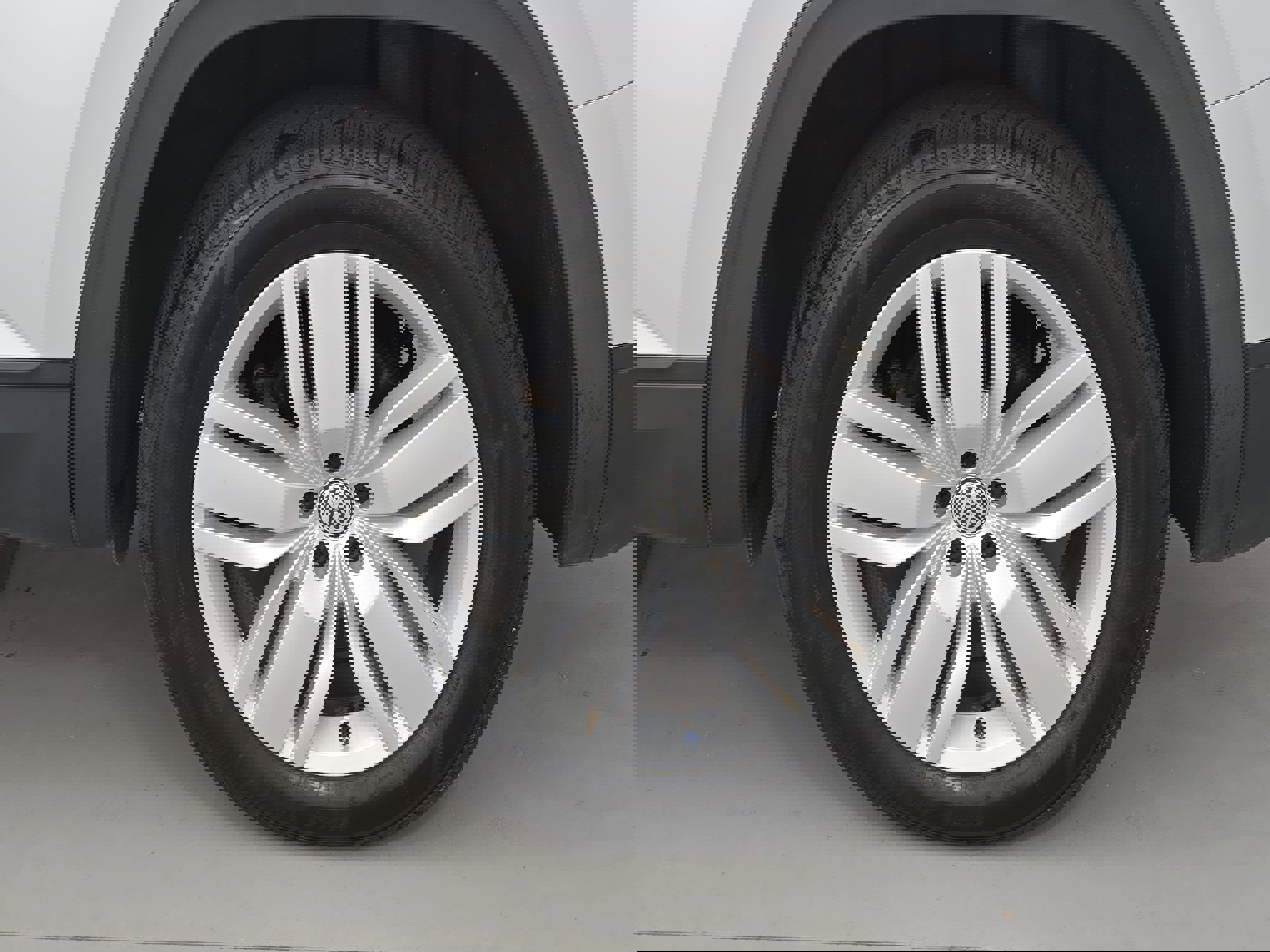 Used 2019 Volkswagen Atlas SE w/ Panoramic Sunroof Package image 35