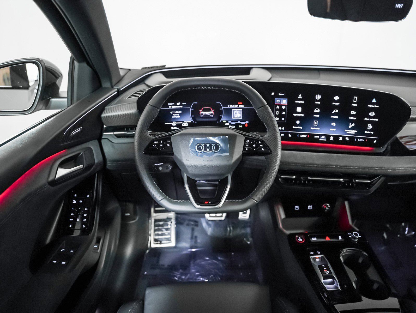 New 2025 Audi SQ6 e-tron Premium Plus image 14