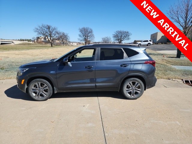 Used 2021 Kia Seltos S image 6