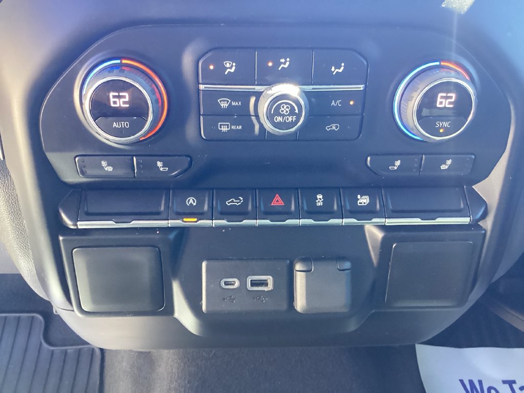 Used 2021 Chevrolet Silverado 1500 LT AWD/4WD image 43