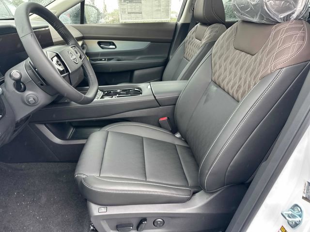 New 2025 Nissan Murano Platinum w/ Cargo Package AWD/4WD image 9