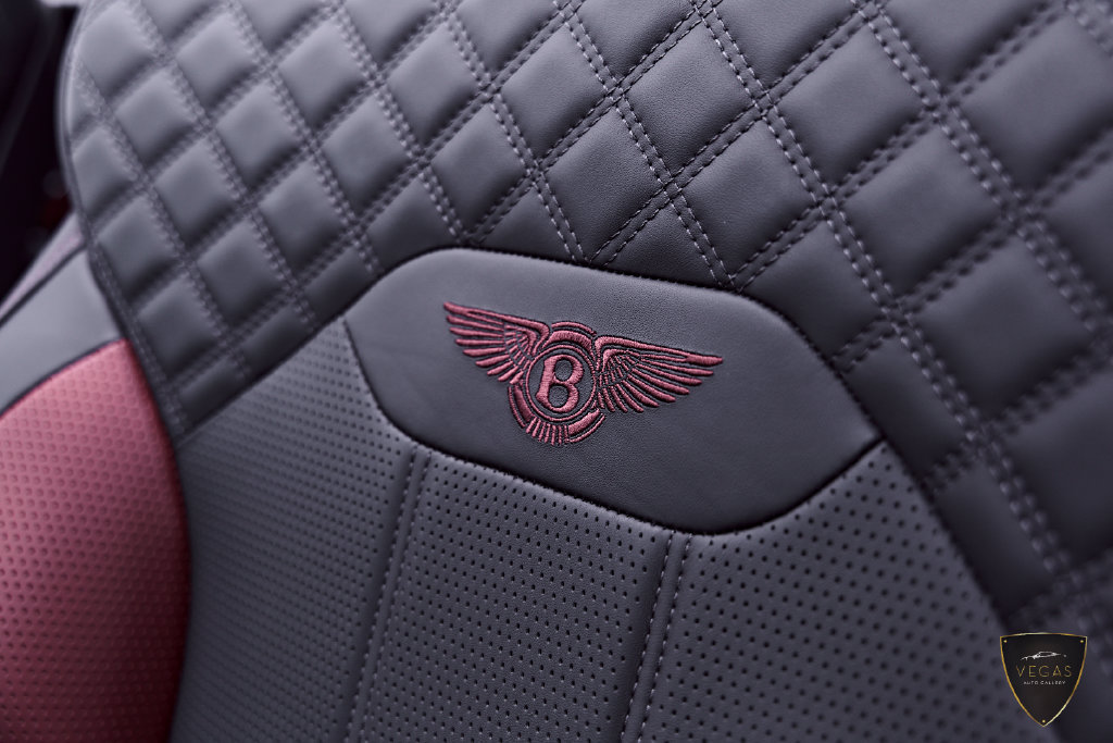 Used 2024 Bentley Bentayga AWD/4WD image 57