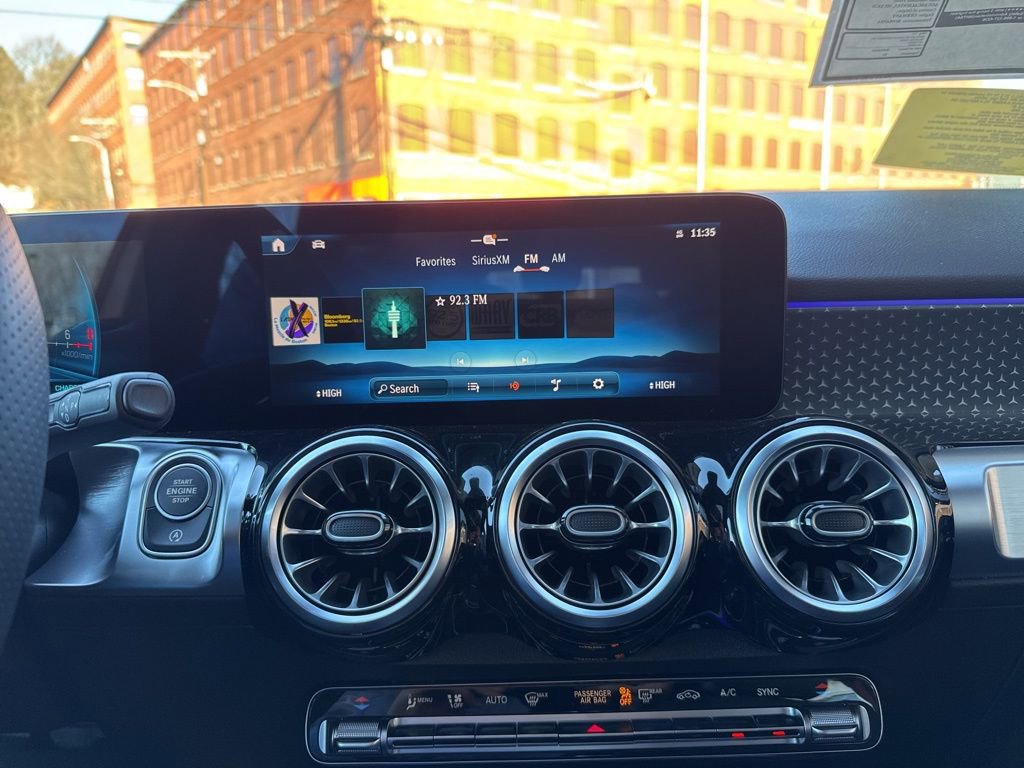 New 2026 Mercedes-Benz GLB 35 AMG 4MATIC image 32