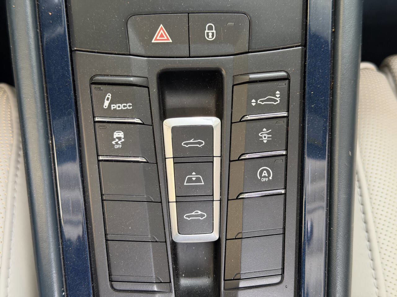 Used 2019 Porsche 911 Turbo S image 49