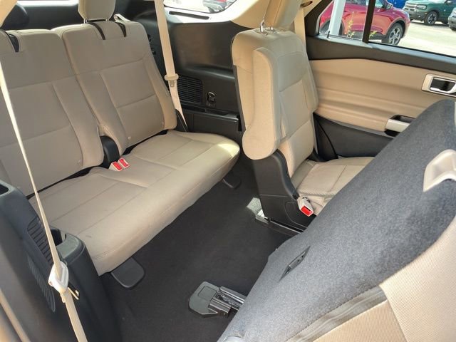 Used 2023 Ford Explorer XLT image 58