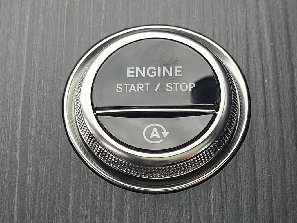 Certified 2026 Mercedes-Benz C 300 4MATIC Sedan image 38
