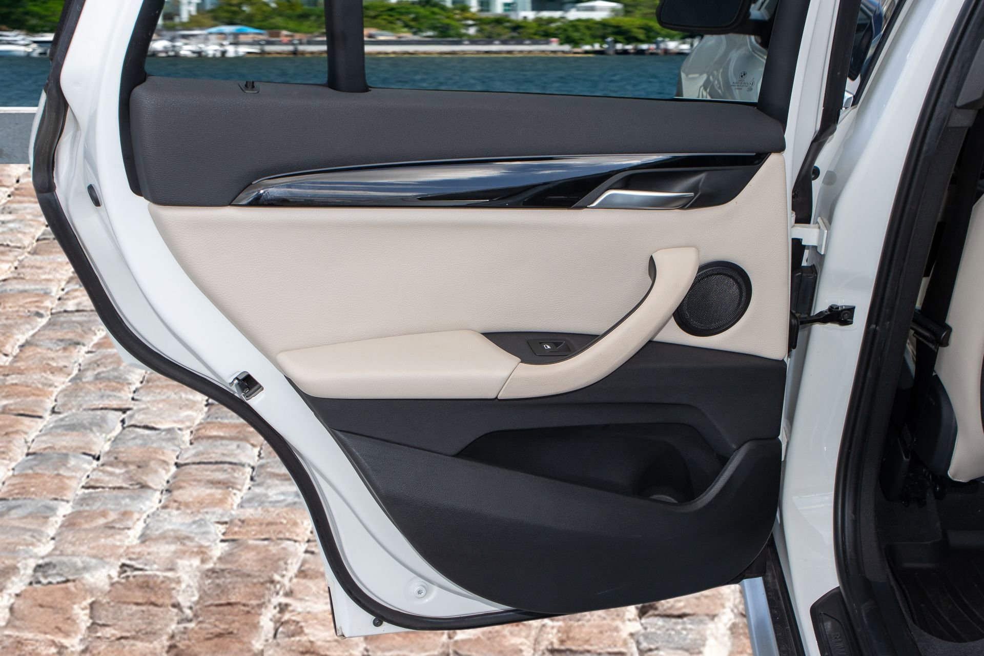 Used 2020 BMW X1 sDrive28i w/ Convenience Package image 12