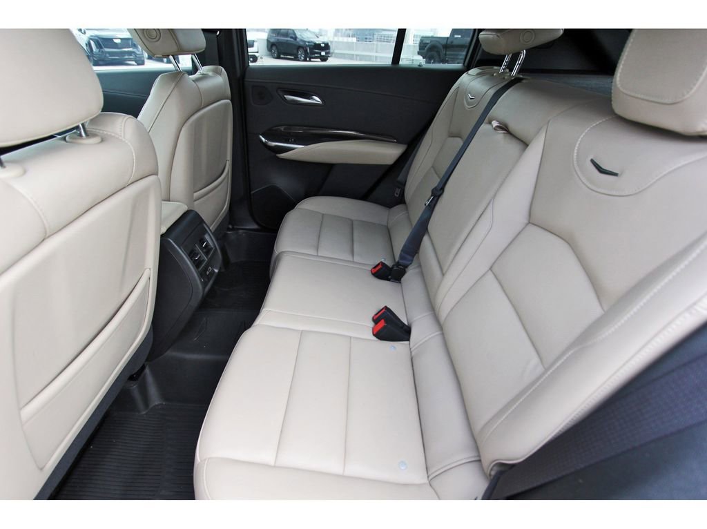 Certified 2024 Cadillac XT4 Premium Luxury w/ Technology Package image 7