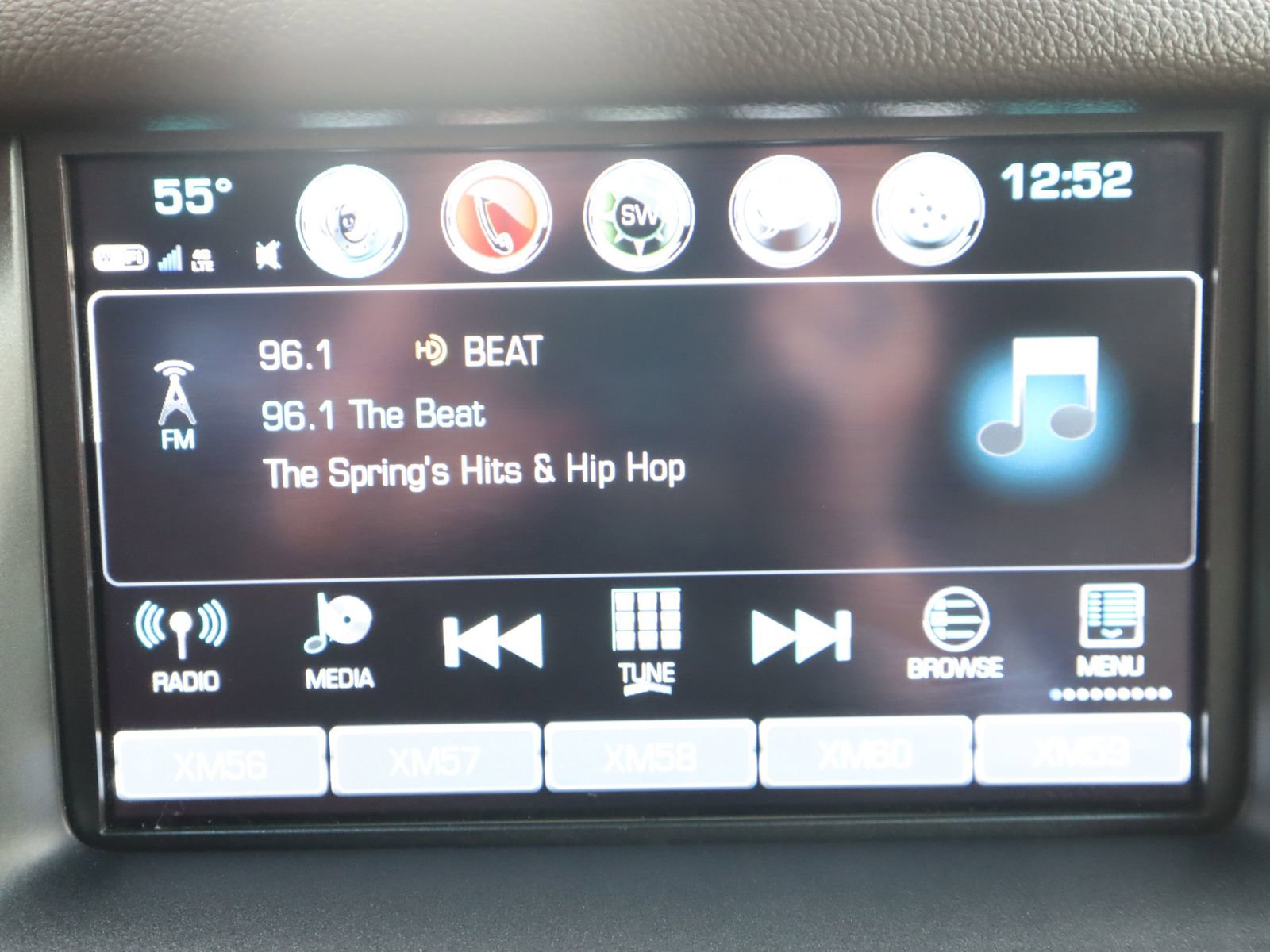 Used 2019 Chevrolet Suburban Premier AWD/4WD image 44