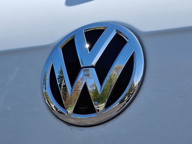Used 2020 Volkswagen Tiguan SE AWD/4WD image 32