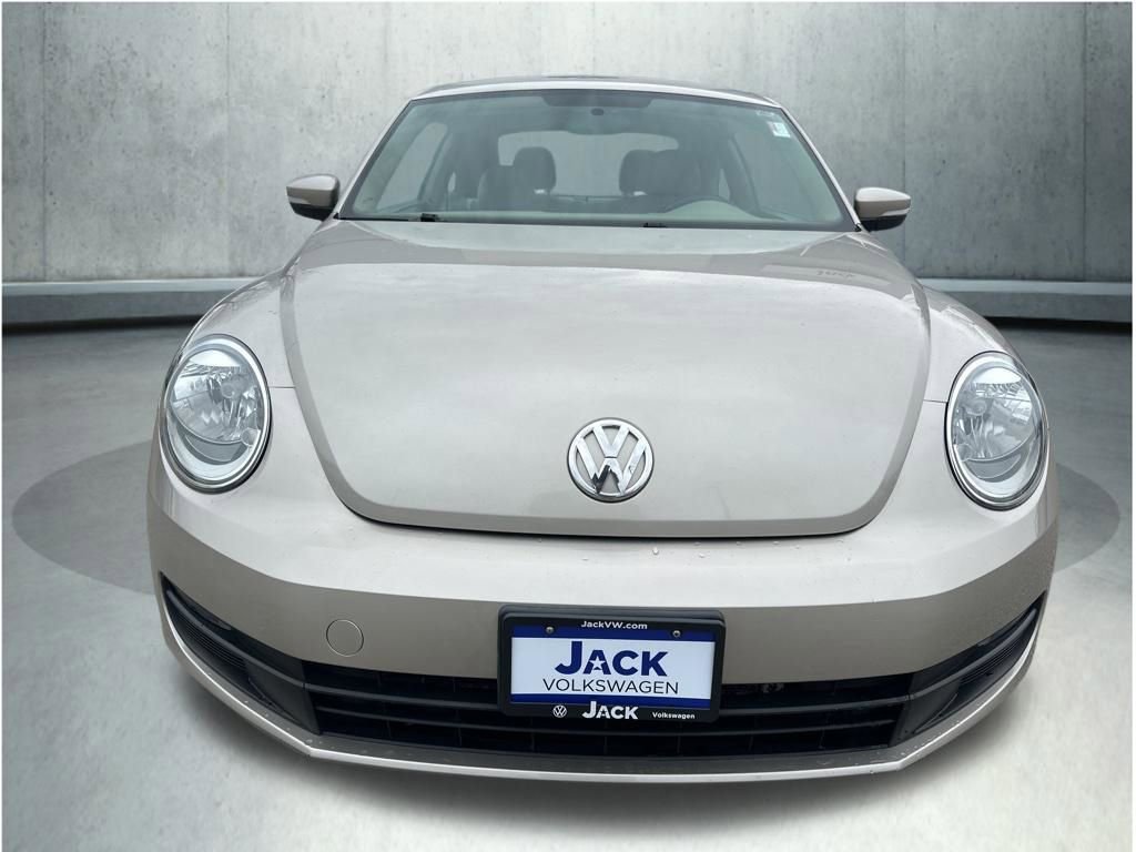 Used 2013 Volkswagen Beetle 2.5 image 10