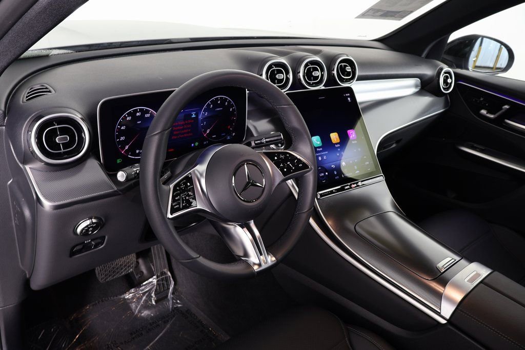 Certified 2025 Mercedes-Benz GLC 300 image 7