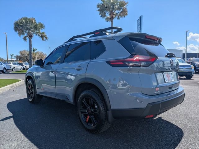 Used 2025 Nissan Rogue SV AWD/4WD image 6