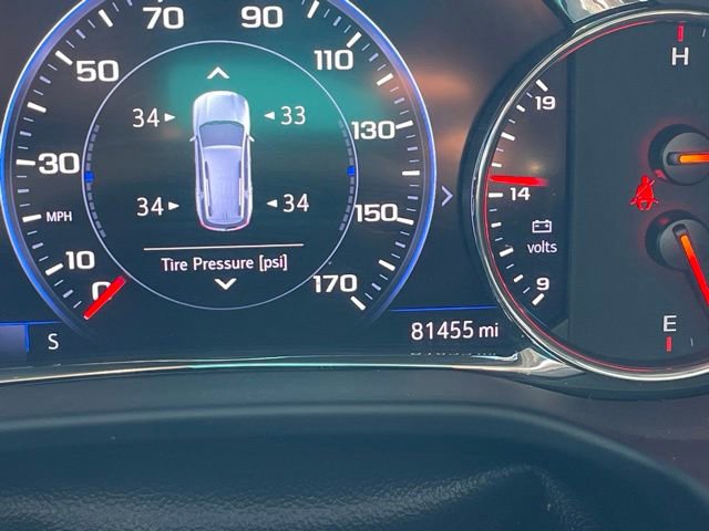 Used 2021 GMC Acadia AT4 w/ Technology Package image 24