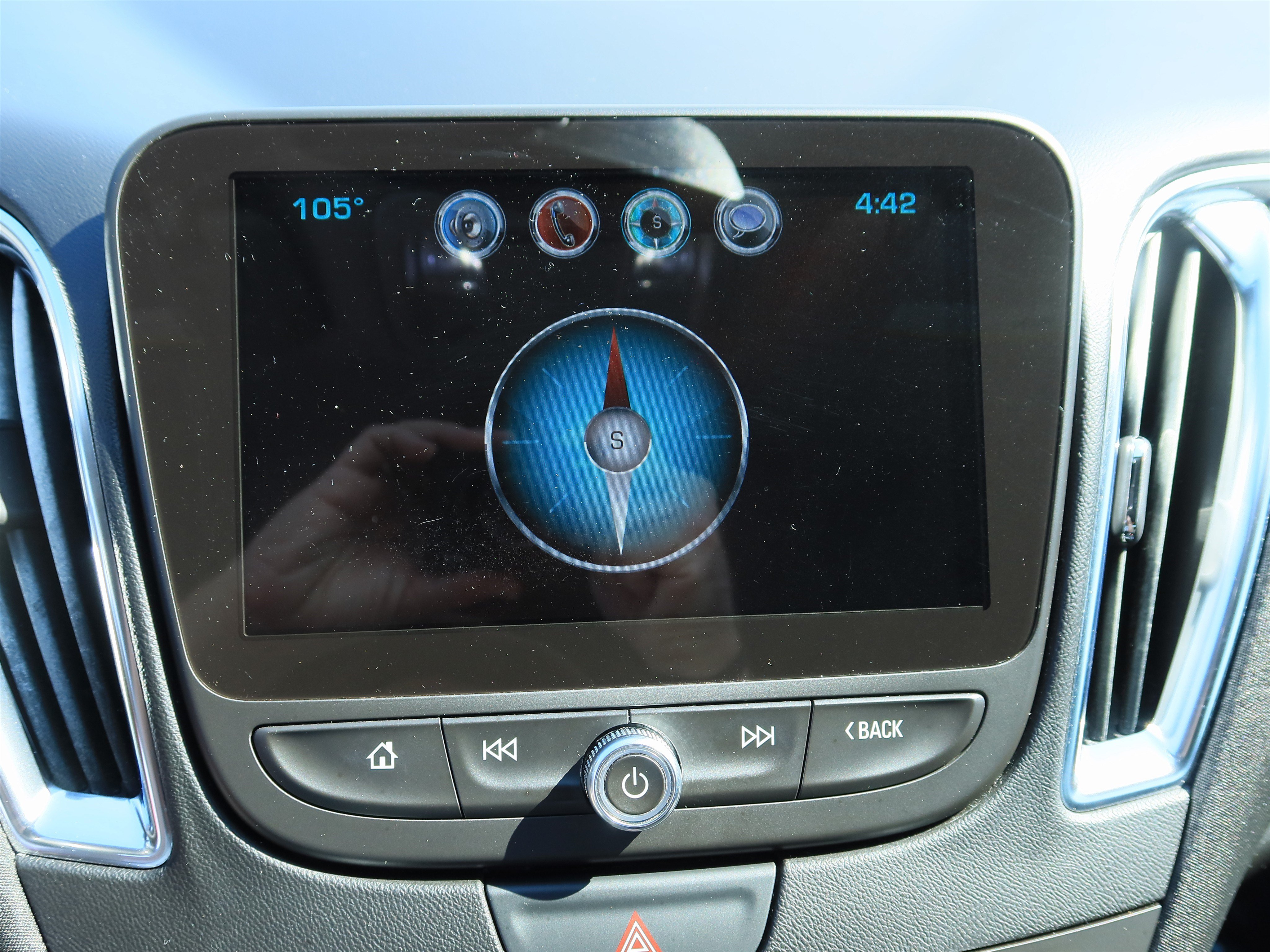 Used 2018 Chevrolet Malibu LT FWD image 19