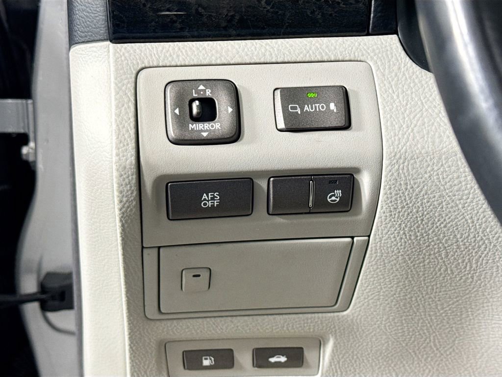 Used 2008 Lexus LS 460 image 10