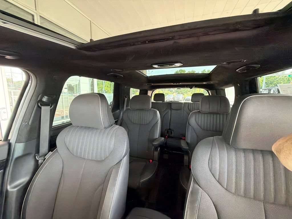 Certified 2025 Hyundai Palisade Calligraphy AWD/4WD image 30