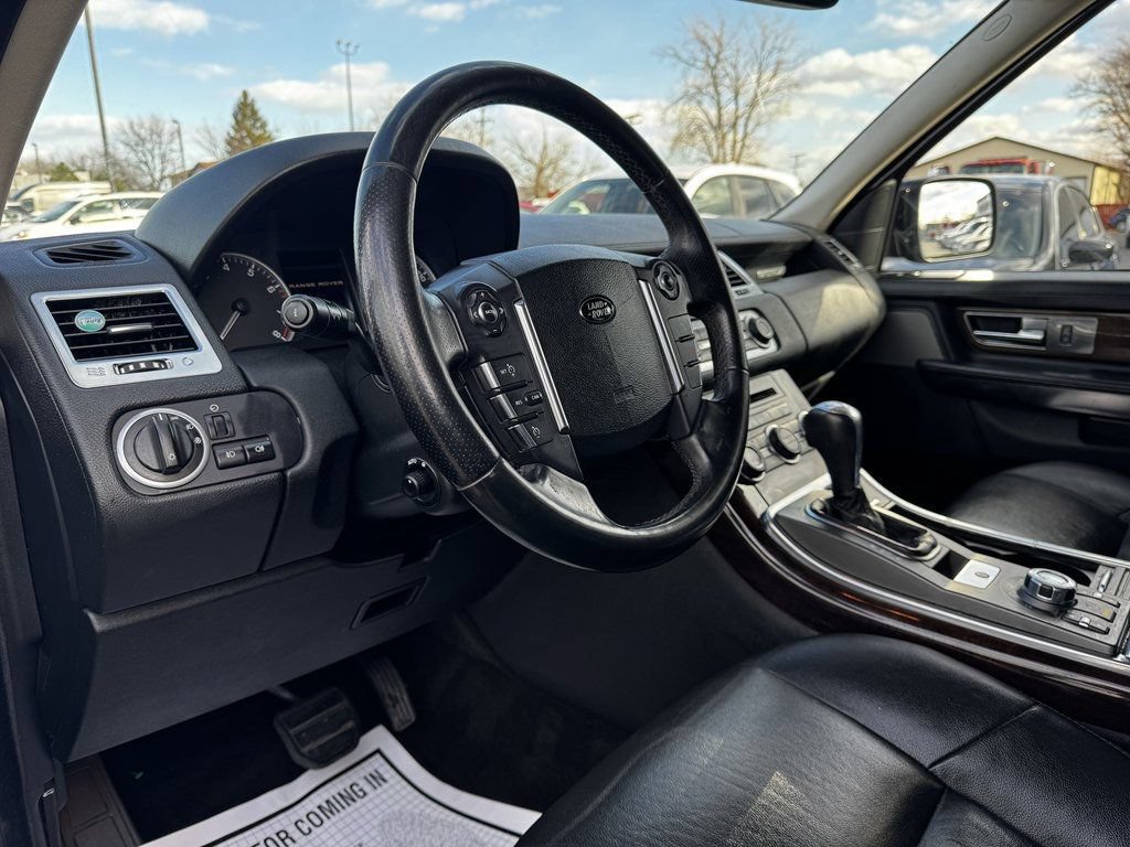 Used 2011 Land Rover Range Rover Sport HSE AWD/4WD image 10