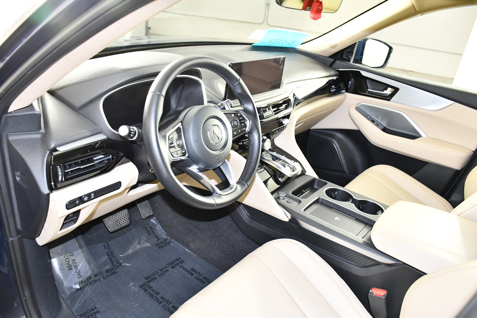 Certified 2025 Acura MDX SH-AWD image 2