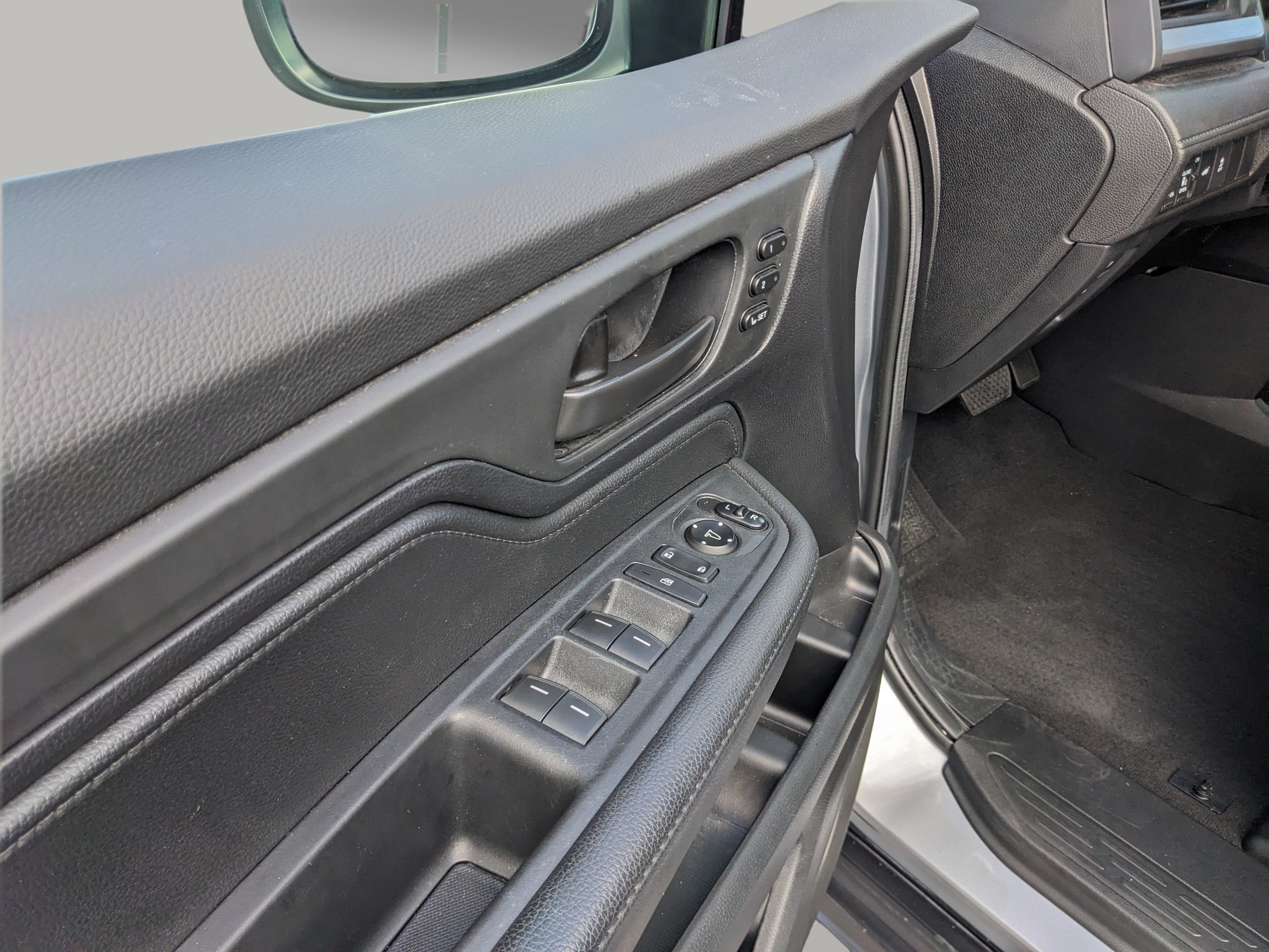 Used 2026 Honda Odyssey EX-L image 21