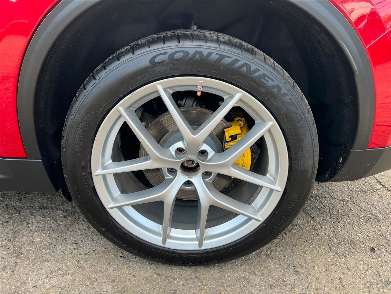 Used 2019 Alfa Romeo Stelvio Ti Sport w/ Quick Order Package 22S Sport AWD/4WD image 17