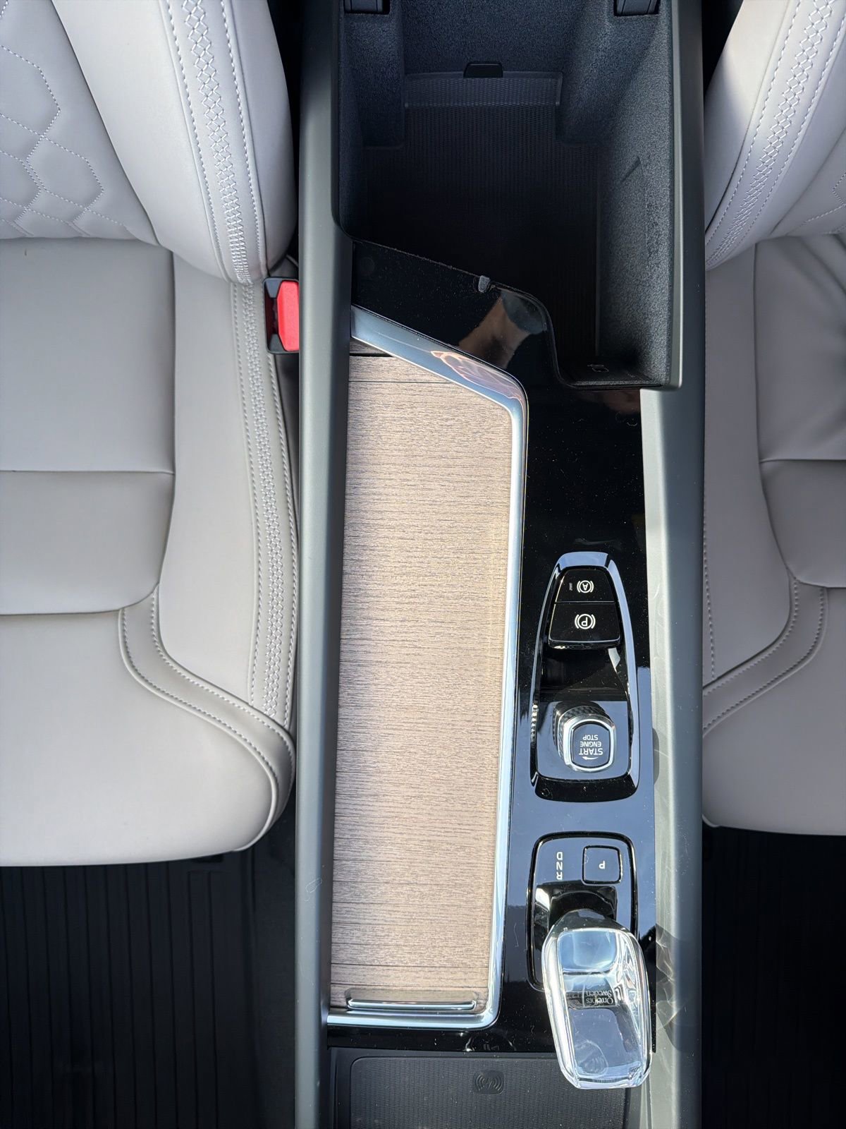 New 2026 Volvo XC60 B5 Plus w/ Protection Package Premier image 29